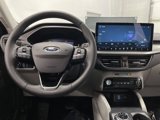 Used 2023 Ford Escape SE image 5