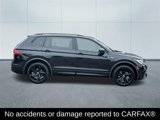 Used 2023 Volkswagen Tiguan SE R-Line image 2