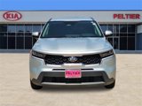 Used 2021 Kia Sorento LX image 2