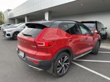 Used 2020 Volvo XC40 T5 R-Design image 3