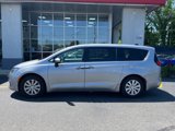 Used 2020 Chrysler Voyager L image 4