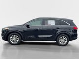 Used 2017 Kia Sorento LX image 2