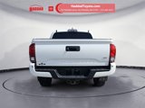 Used 2018 Toyota Tacoma TRD Sport image 4