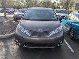 Used 2017 Toyota Sienna XLE image 2
