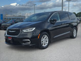 Used 2023 Chrysler Pacifica Touring-L image 2
