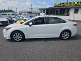 Used 2022 Toyota Corolla LE image 2
