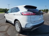 Used 2022 Ford Edge SEL w/ Convenience Package image 2