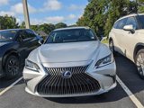 Certified 2019 Lexus ES 300h image 2