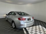 Used 2017 Chevrolet Cruze LT w/ Convenience Package image 3