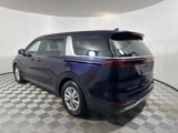 Used 2022 Kia Carnival LX image 5
