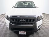 Used 2025 Nissan Frontier SV image 2