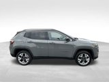 Used 2022 Jeep Compass Limited image 3
