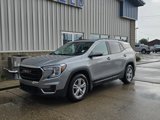 Used 2023 GMC Terrain SLE image 2