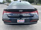 Used 2024 Hyundai Elantra SEL w/ Convenience Package image 4