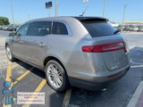 Used 2019 Lincoln MKT AWD image 3