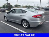 Used 2020 Ford Fusion SE image 4