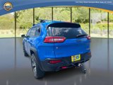 Used 2018 Jeep Cherokee Trailhawk image 5