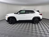 Used 2023 Chevrolet TrailBlazer LT w/ Convenience Package image 2