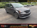 Used 2017 Dodge Grand Caravan SE image 3
