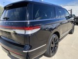 Used 2023 Lincoln Navigator L Reserve image 4