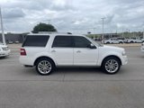 Used 2016 Ford Expedition Platinum image 4
