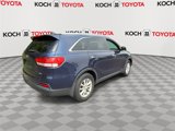 Used 2016 Kia Sorento LX w/ LX Convenience Package image 6