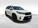 Used 2019 Toyota Highlander SE image 4
