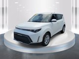 Used 2023 Kia Soul LX image 3