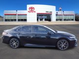 Used 2021 Toyota Camry SE image 2