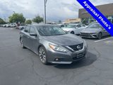 Used 2017 Nissan Altima 2.5 SV image 2