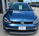 Used 2017 Volkswagen Golf Alltrack S image 2