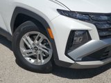 Used 2025 Hyundai Tucson SE image 2