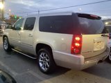 Used 2011 GMC Yukon XL Denali image 4
