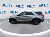 Certified 2022 Ford Explorer XLT w/ Equipment Group 202A image 6
