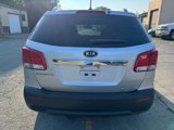 Used 2012 Kia Sorento LX w/ Third Row Pkg image 6