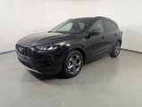 Used 2023 Ford Escape ST-Line image 3