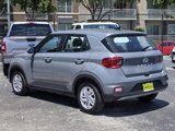 Used 2022 Hyundai Venue SE image 4
