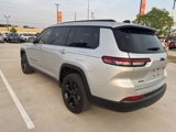 Used 2023 Jeep Grand Cherokee L Laredo image 3