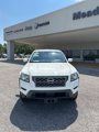 Used 2024 Nissan Frontier SV image 2