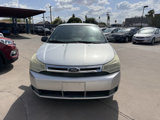 Used 2010 Ford Focus SE image 2