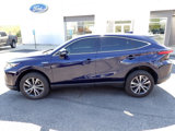 Used 2021 Toyota Venza LE image 2