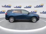 Used 2022 Chevrolet Equinox LT image 2