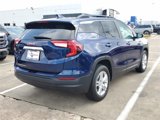 Used 2022 GMC Terrain SLE w/ Driver Convenience Package image 4