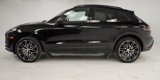Used 2024 Porsche Macan image 2