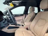 Used 2025 Porsche Macan image 5