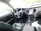 Used 2017 Volvo XC90 T6 Momentum w/ Vision Package image 3