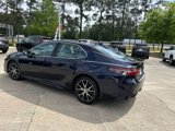 Certified 2022 Toyota Camry SE image 3