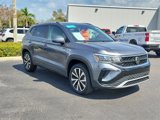 New 2024 Volkswagen Taos SE image 2