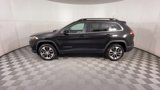 Used 2022 Jeep Cherokee Limited w/ Elite Package image 5