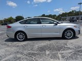 Used 2019 Ford Fusion SE image 3